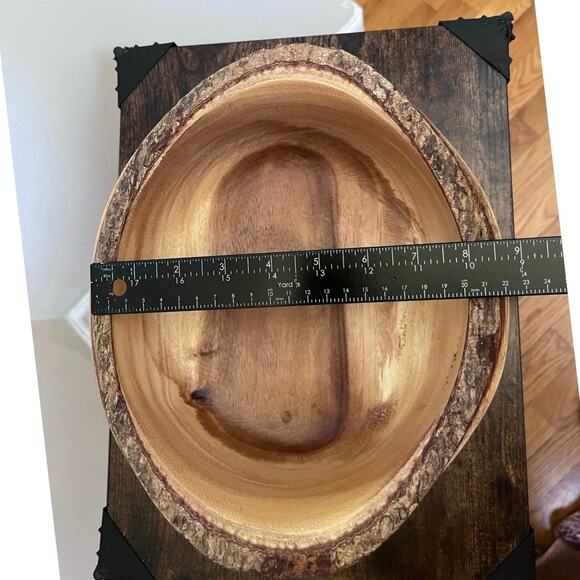 Lipper International 1094 Acacia Rustic Tulip Serving Bowl Size Medium - Picture 11 of 13